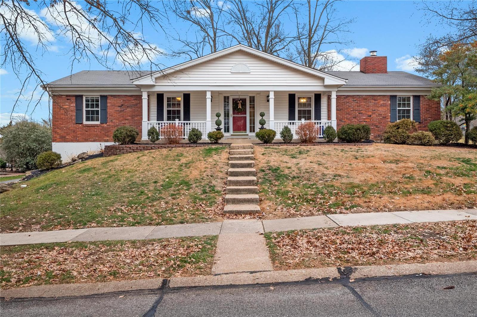 534 Hickory Ridge Court St. Louis, MO 63131 - Photo 1 of 34 Gallery Image 1