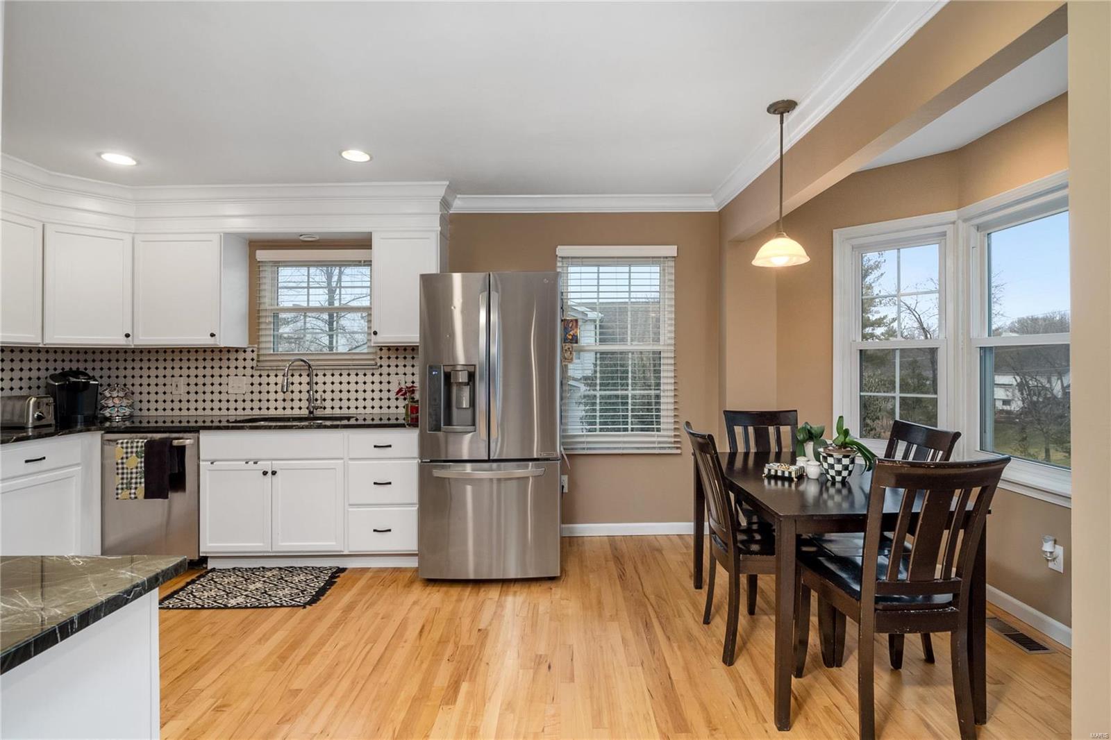 534 Hickory Ridge Court St. Louis, MO 63131 - Photo 11 of 34 Gallery Image 11