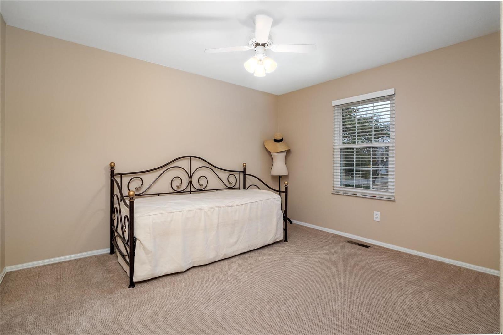 534 Hickory Ridge Court St. Louis, MO 63131 - Photo 18 of 34 Gallery Image 18