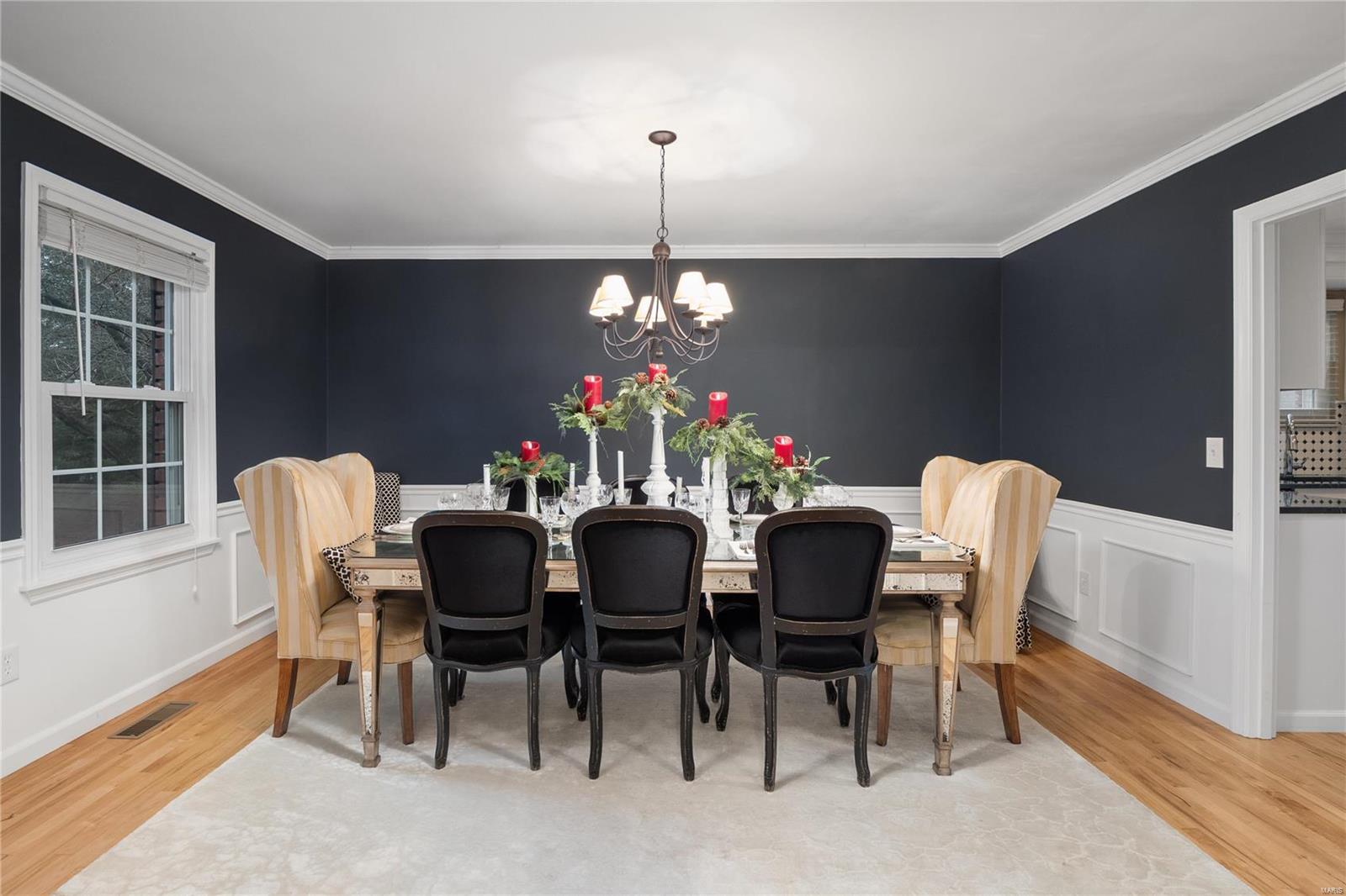 534 Hickory Ridge Court St. Louis, MO 63131 - Photo 6 of 34 Gallery Image 6