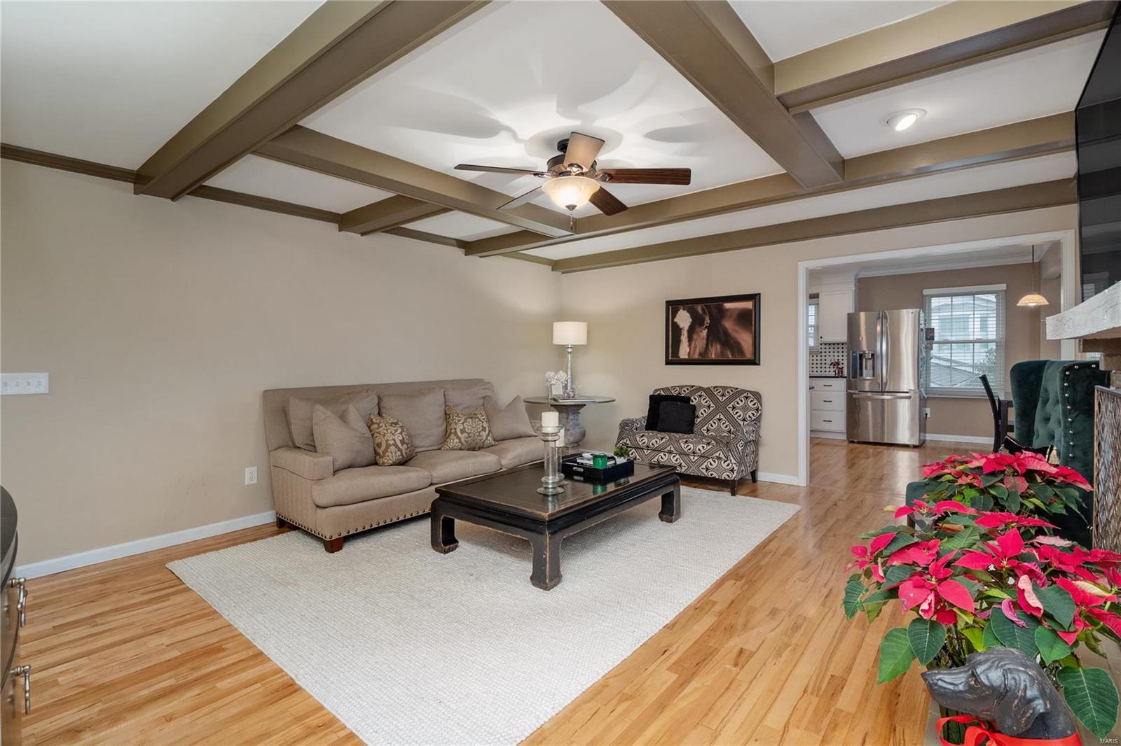 534 Hickory Ridge Court St. Louis, MO 63131 - Photo 8 of 34 Gallery Image 8