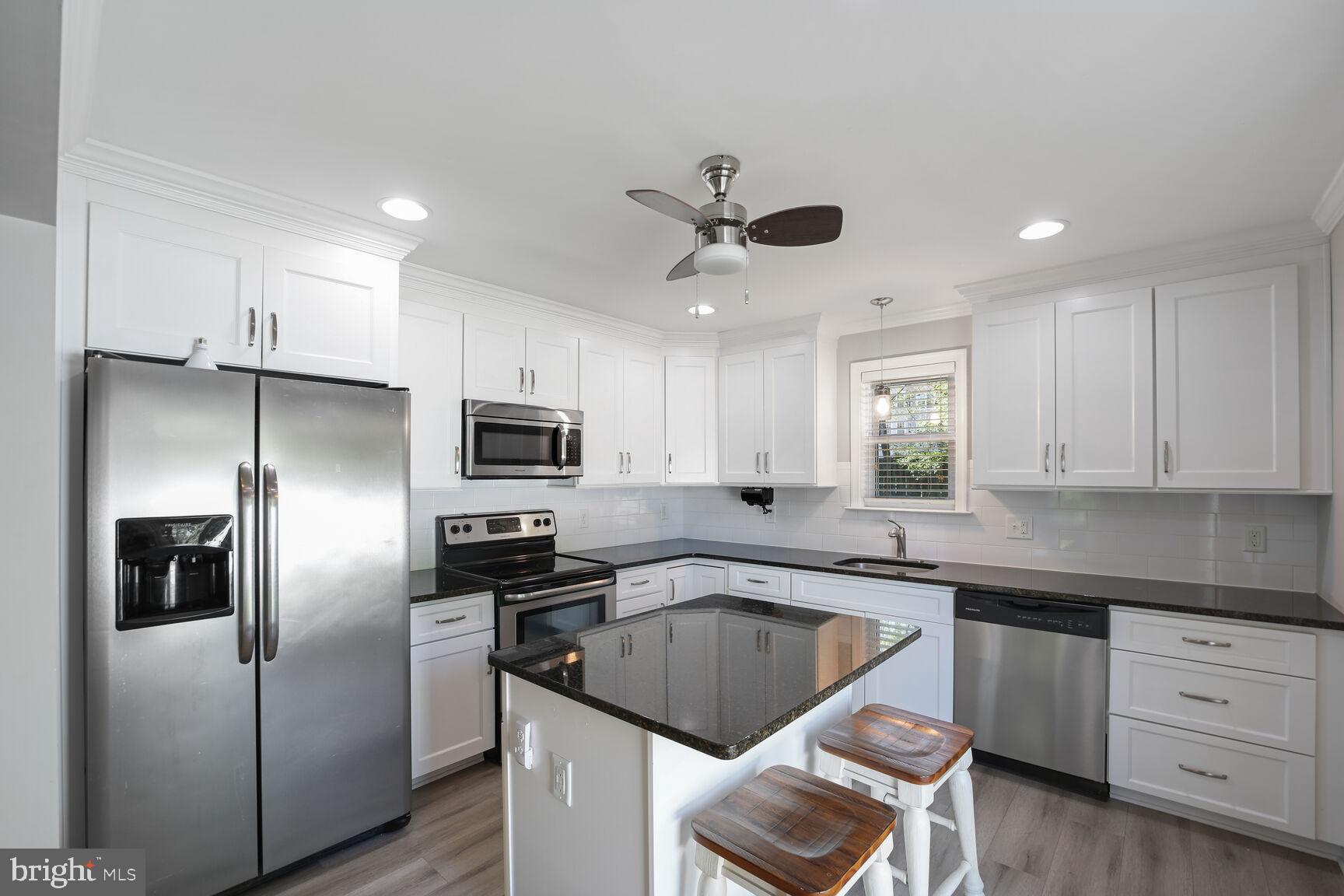1127 Bradley Road Pasadena, MD 21122 - Photo 6 of 22 Kitchen island