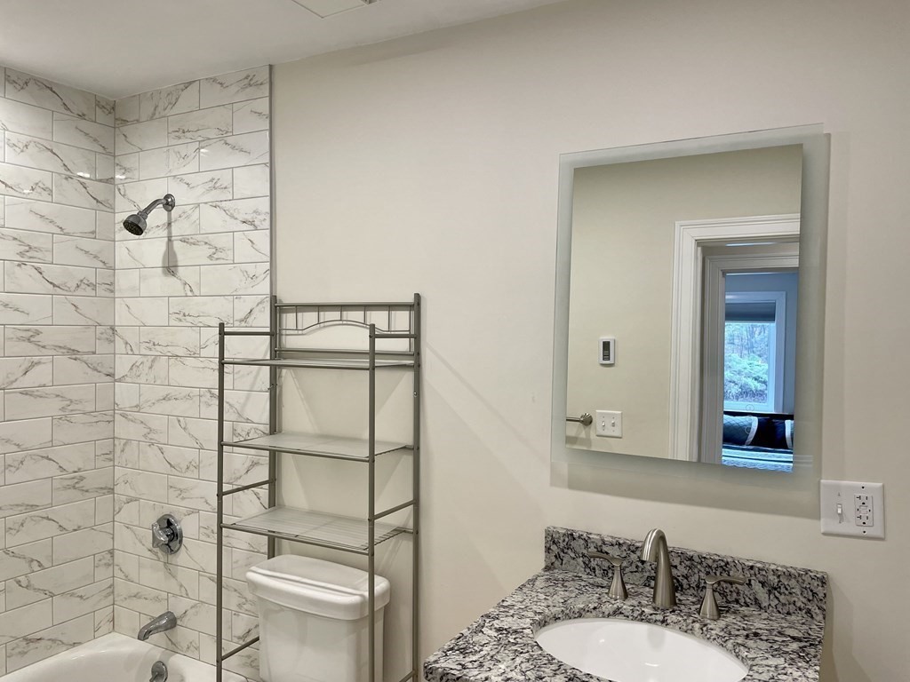 182 Swanson Road, Unit 319 Boxborough, MA 01719 - Photo 13 of 21 Gallery Image 13