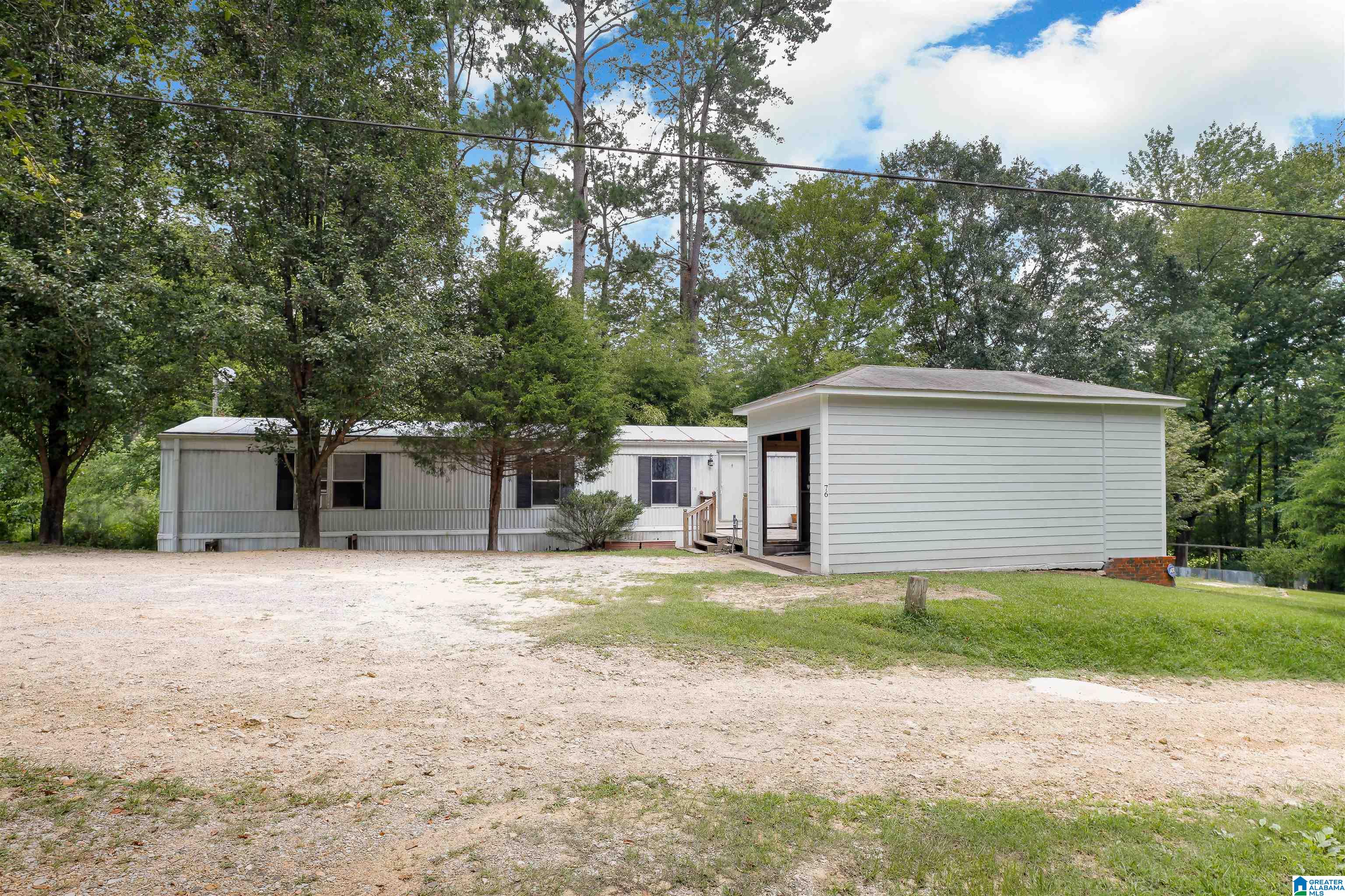 76 Lakeview Drive Leeds, AL 35094 - Photo 3 of 32