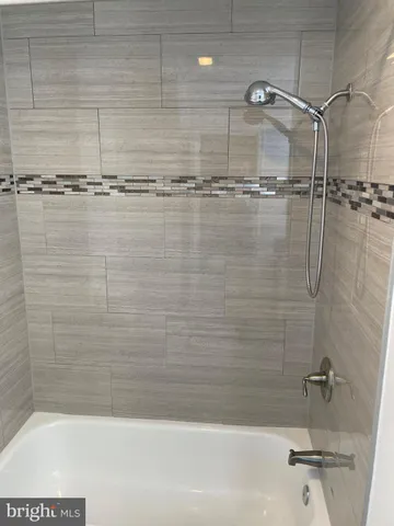 $3,100 | 13684 Wildflower Lane, Clifton, VA 20124