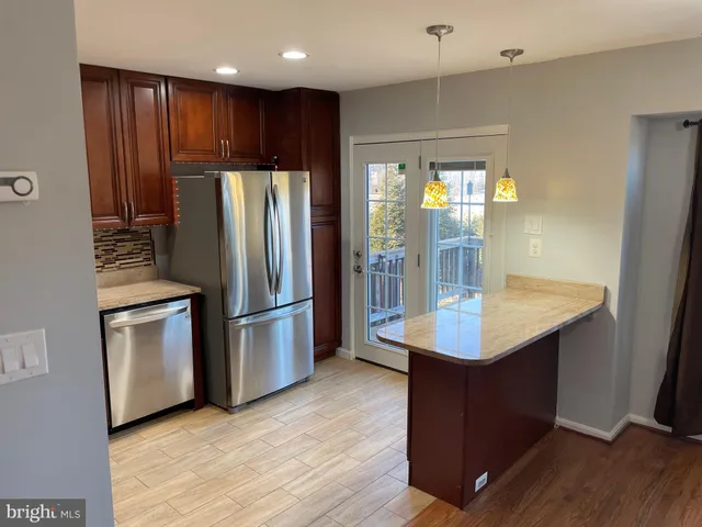 $3,100 | 13684 Wildflower Lane, Clifton, VA 20124