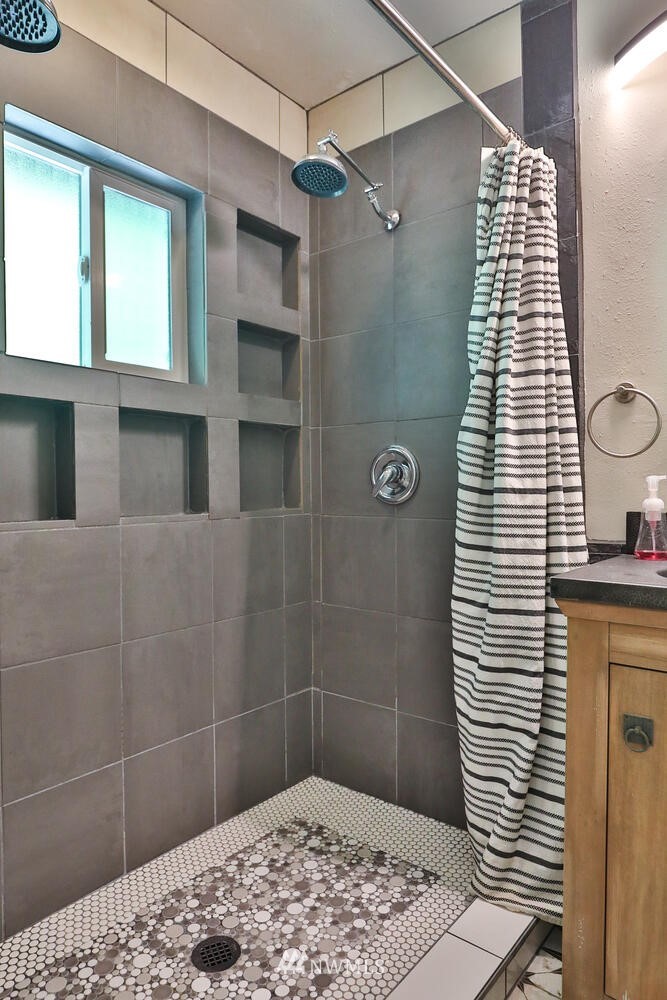 14514 Southeast 165th Place Renton, WA 98058 - Photo 23 of 40 Gallery Image 23