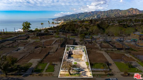 $2,750,000 | 533 Vía De La Paz, Pacific Palisades, CA 90272