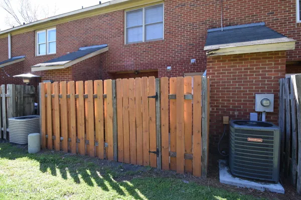 $130,000 | 105 Concord Drive, Unit B, Greenville, NC 27834