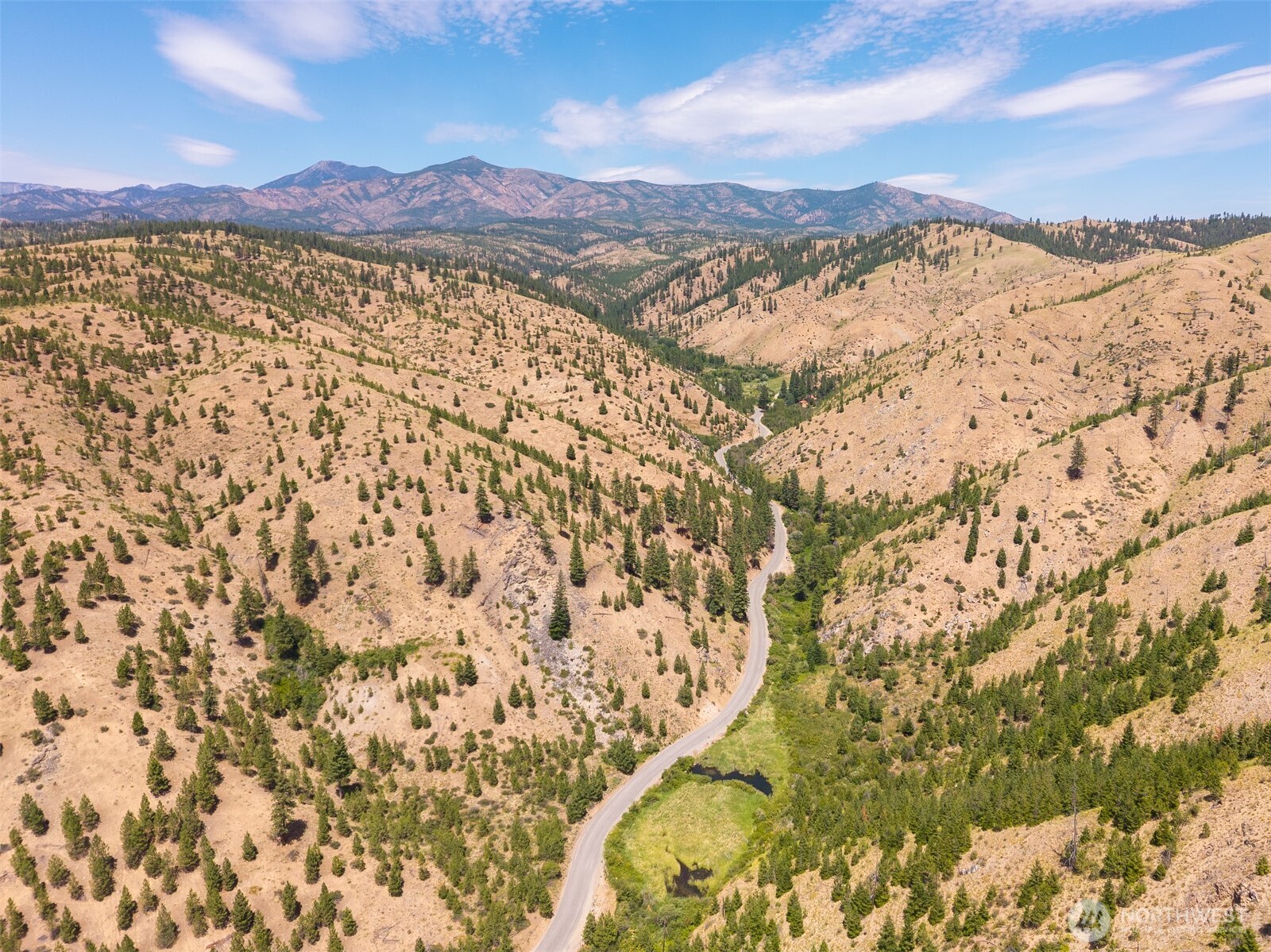 2-lot Mud Creek Road Entiat, WA 98822 - Photo 26 of 29 a view of a city