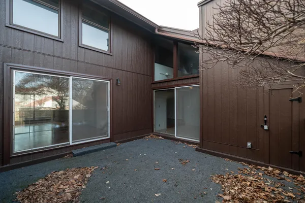 $220,000 | 5190 Woodbridge Lane South, Greenfield, WI 53221