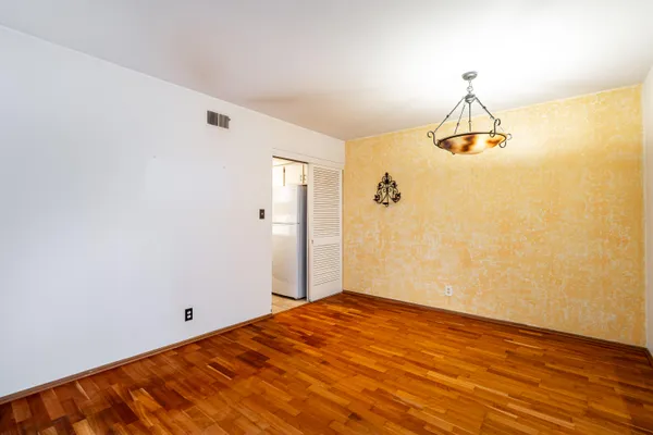 $220,000 | 5190 Woodbridge Lane South, Greenfield, WI 53221