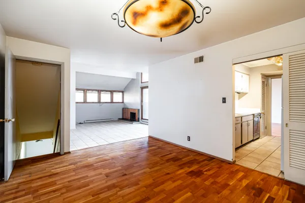 $220,000 | 5190 Woodbridge Lane South, Greenfield, WI 53221