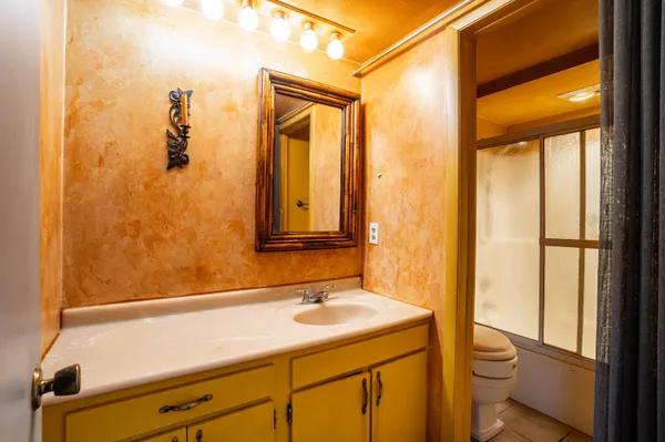 $220,000 | 5190 Woodbridge Lane South, Greenfield, WI 53221