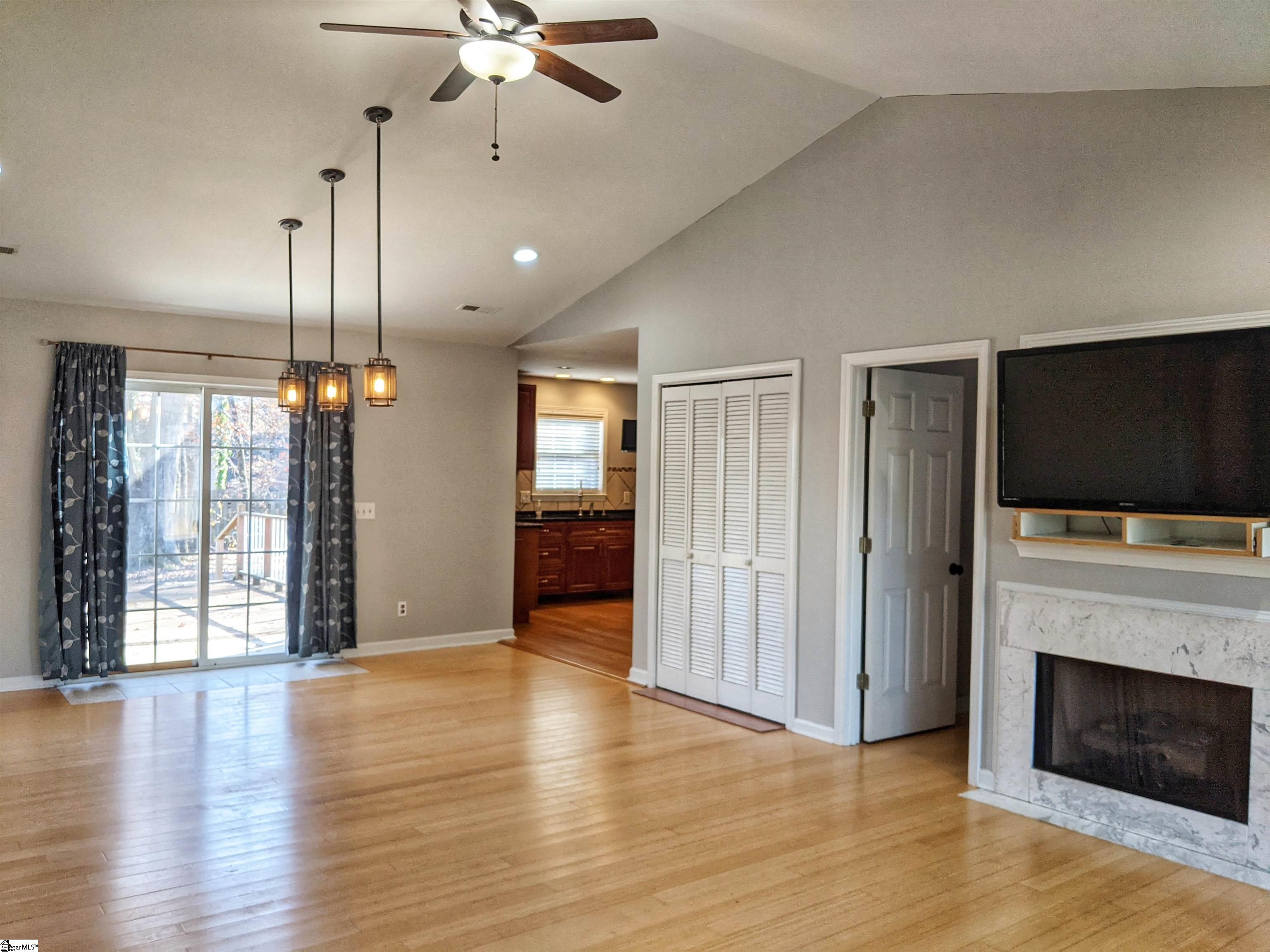 1606 Hudson Road Greer, SC 29650 - Photo 12 of 25 Gallery Image 12