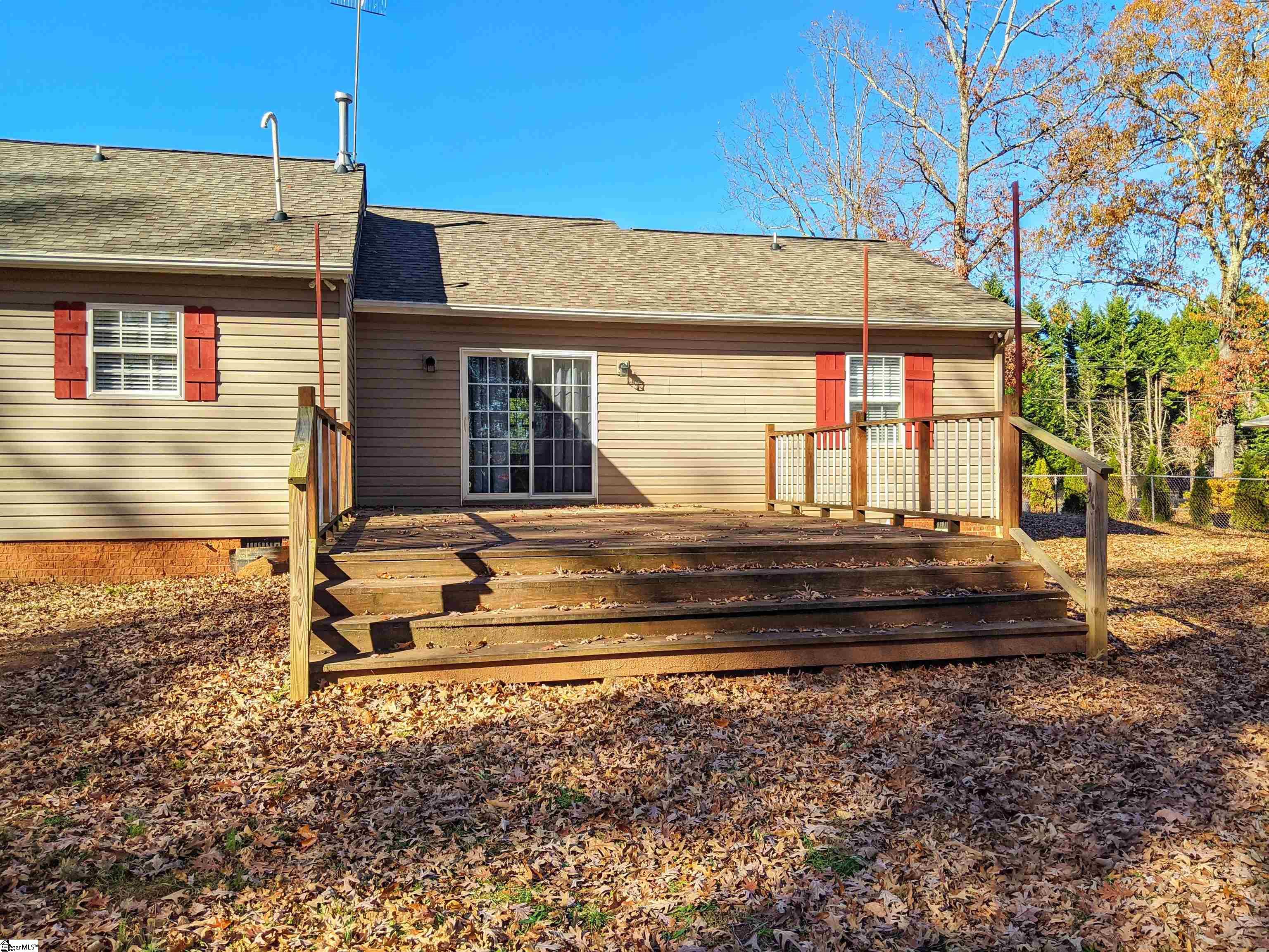1606 Hudson Road Greer, SC 29650 - Photo 6 of 25 Gallery Image 6