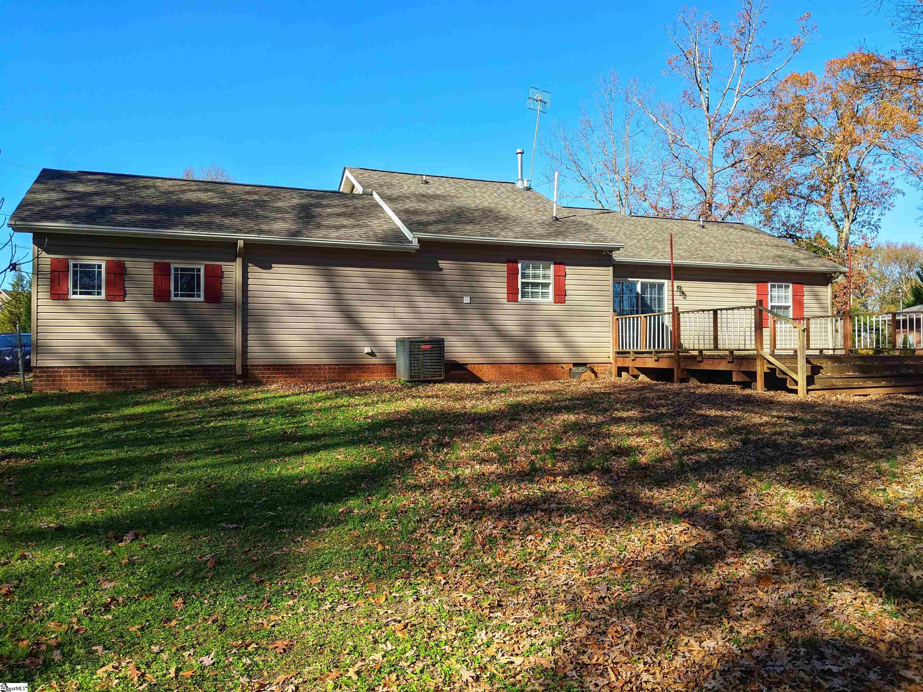 1606 Hudson Road Greer, SC 29650 - Photo 7 of 25 Gallery Image 7