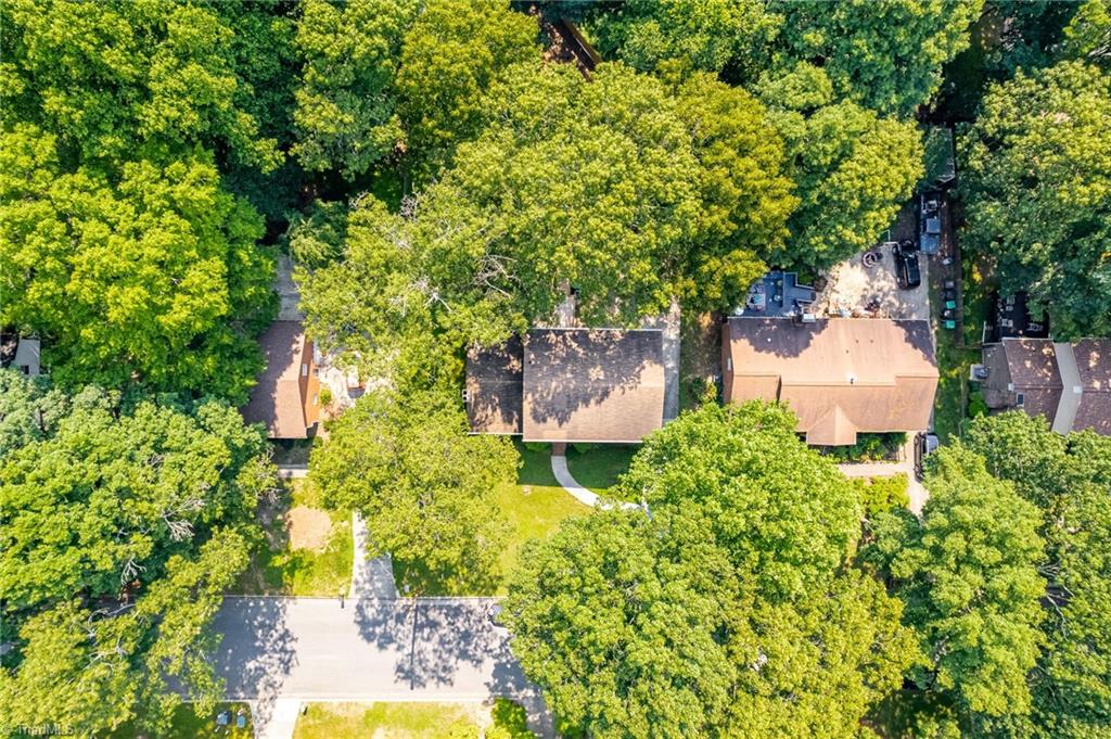 1706 Scarborough Road High Point, NC 27265 - Photo 41 of 46 Gallery Image 41
