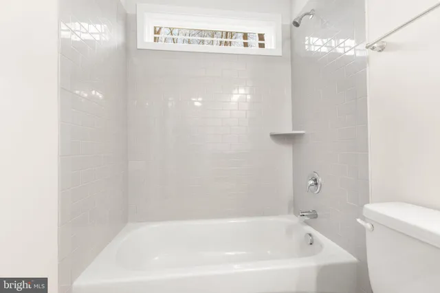 $332,565 | 2 Ferry Landing, Colonial Beach, VA 22443