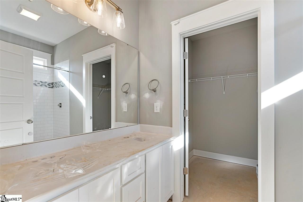 3417 Old Buncombe Road Greenville, SC 29617 - Photo 5 of 11 Gallery Image 5