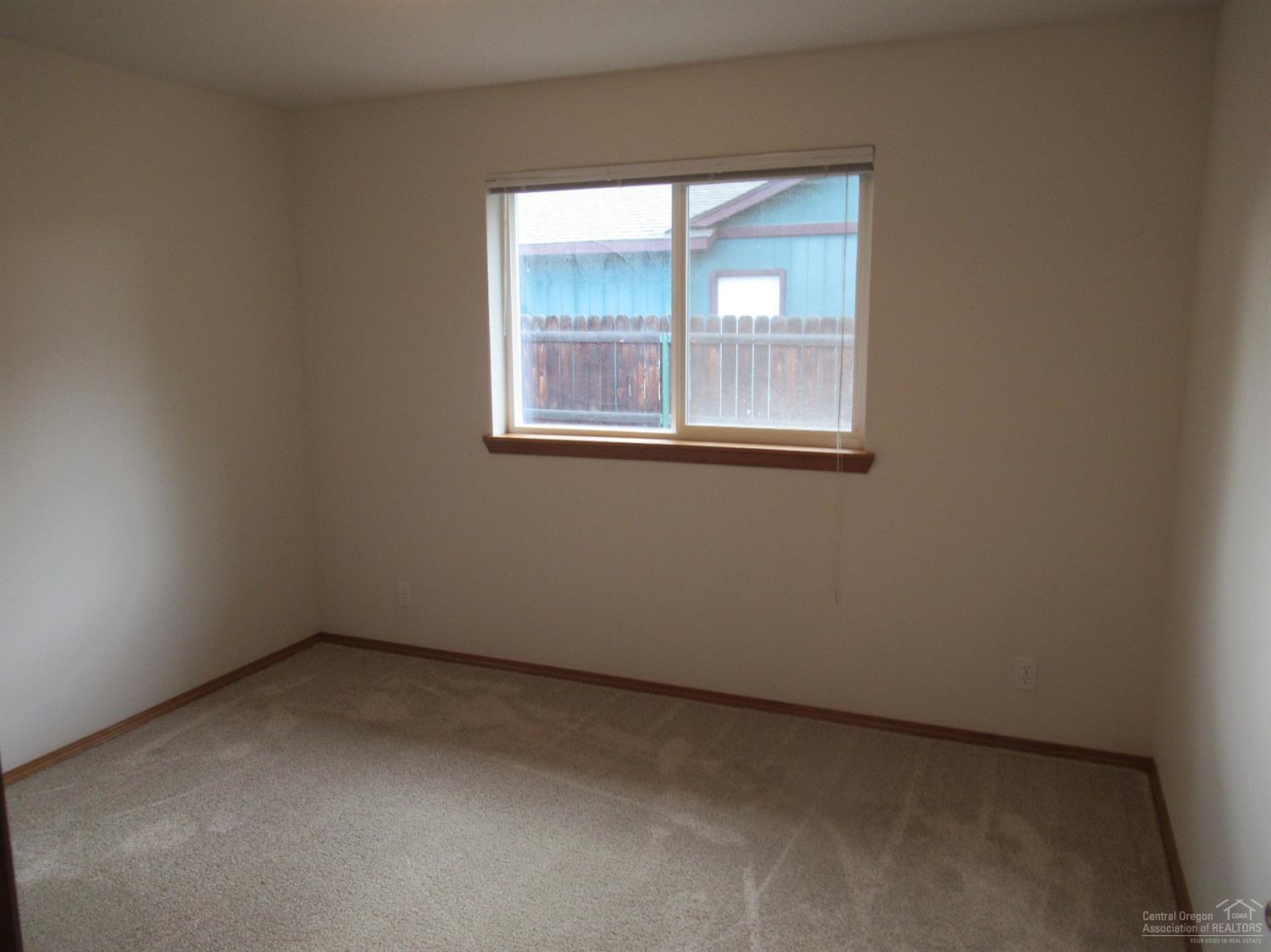 3048 Northeast Raleigh Court Bend, OR 97701 - Photo 16 of 22 Additional Photo