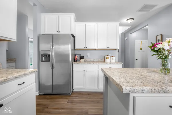 $369,000 | 2015 Amur Court, Columbus, IN 47201