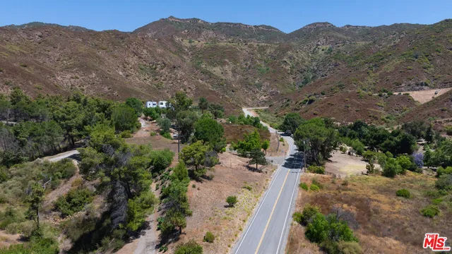 $3,899,999 | 34067 Mulholland Highway, Malibu, CA 90265