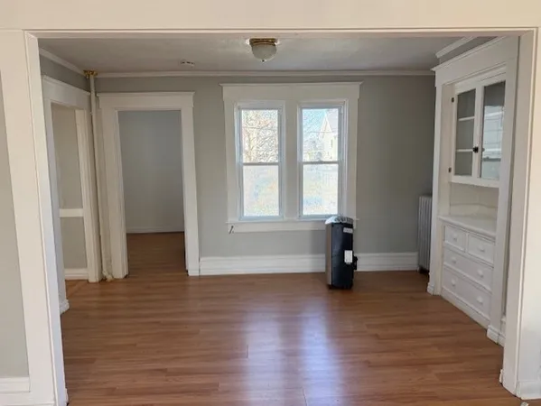 $2,000 | 162 Hanover Street, Unit 2, Fall River, MA 02720