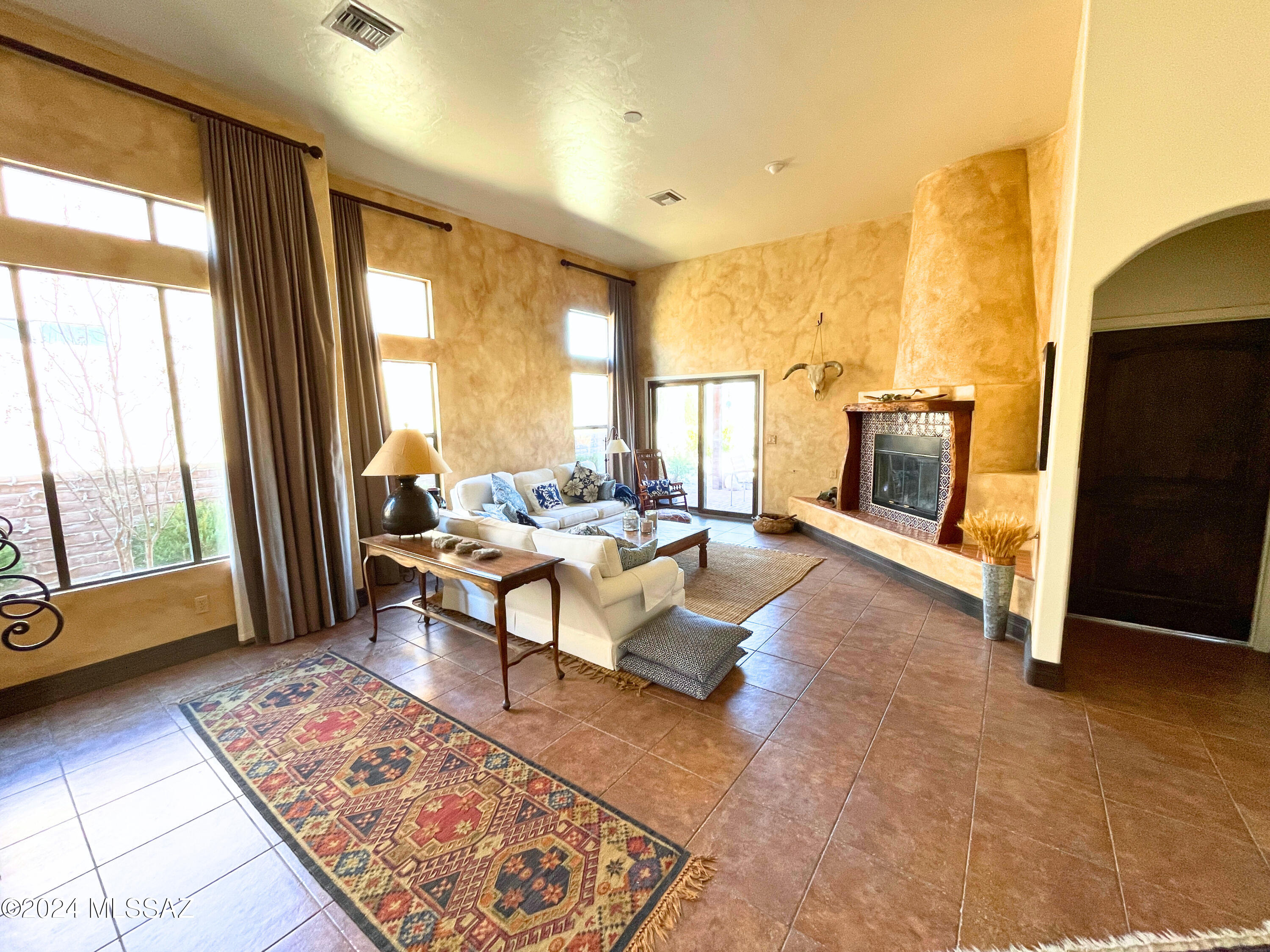 435 Colorado Court Rio Rico, AZ 85648 - Photo 6 of 32