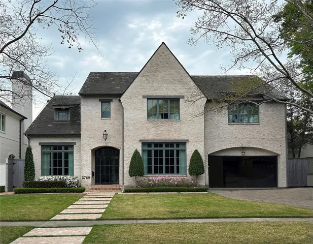 $3,550,000 | 3717 Carlon Street, Southside Place, TX 77005