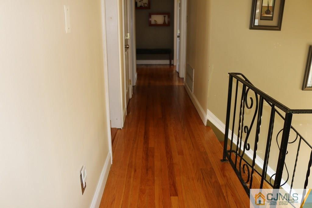 21 Merker Drive Edison, NJ 08837 - Photo 15 of 25 Gallery Image 15