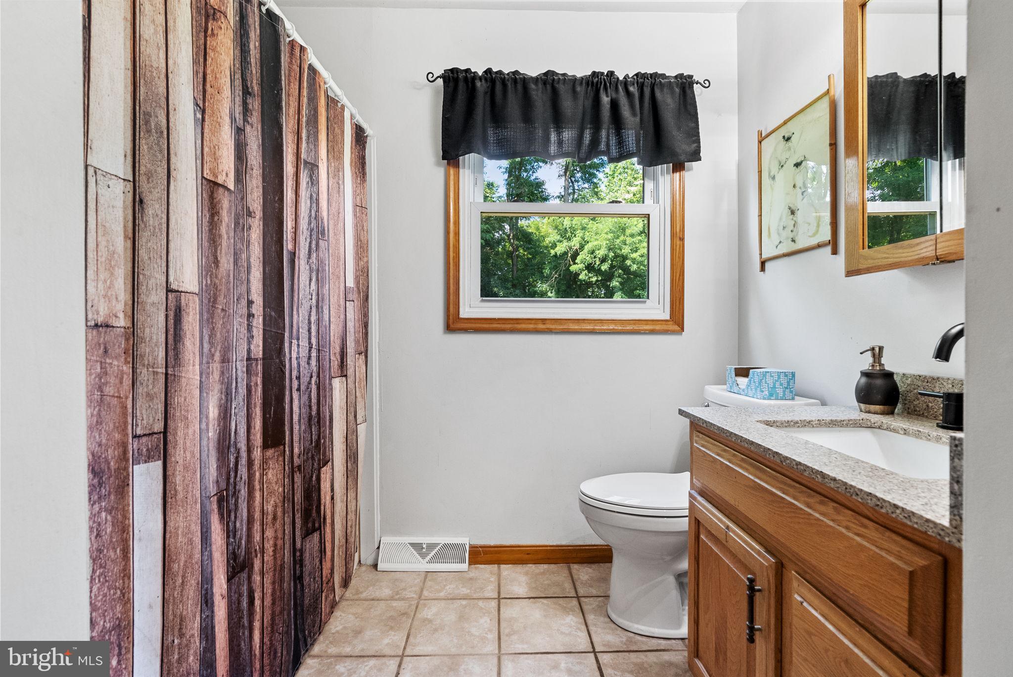 844 Meadowview Road Kennett Square, PA 19348 - Photo 24 of 38 Gallery Image 24