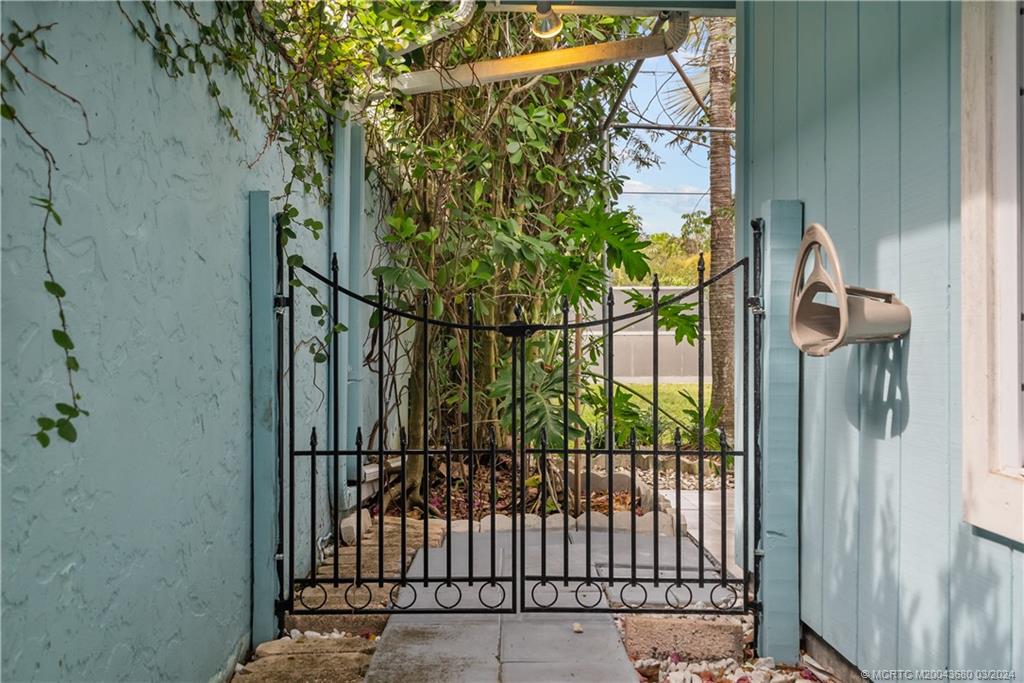 9182 Southeast Apollo Street Hobe Sound, FL 33455 - Photo 5 of 26 a view of a balcony