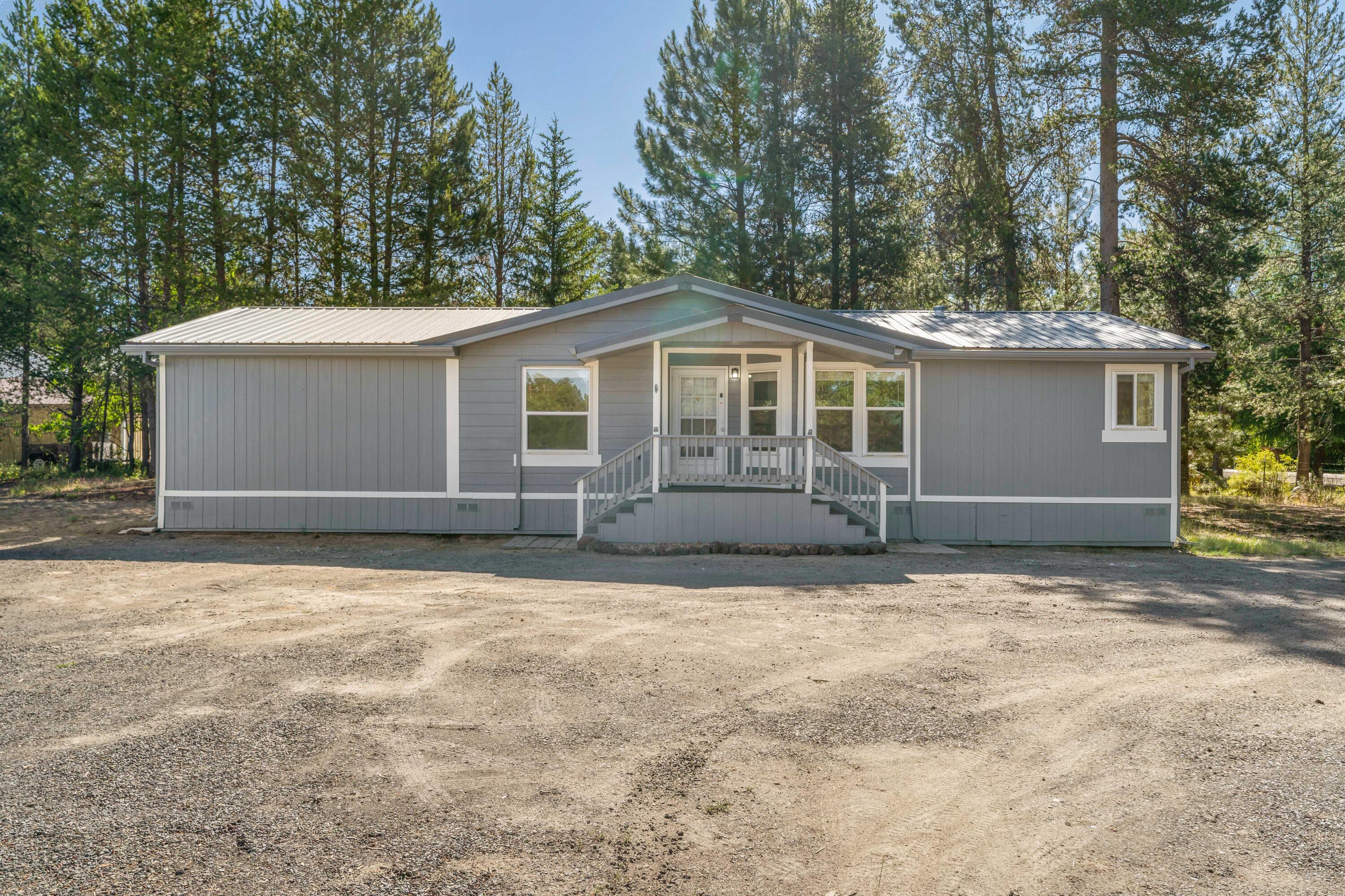 52550 Day Road La Pine, OR 97739 - Photo 2 of 59 46-Exterior