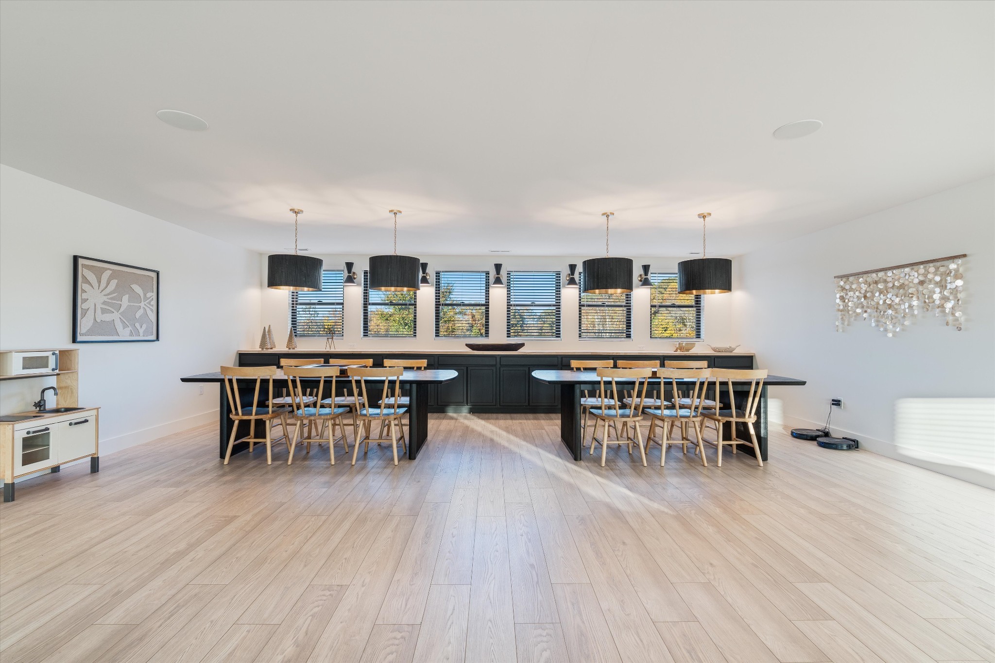 7314 Dug Hill Road Bon Aqua, TN 37025 - Photo 49 of 79 a view of a dining room with furniture and wooden floor