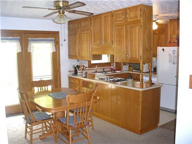 1708 Lake Road Northeast Lancaster, OH 43130 - Photo 12 of 17 Gallery Image 12