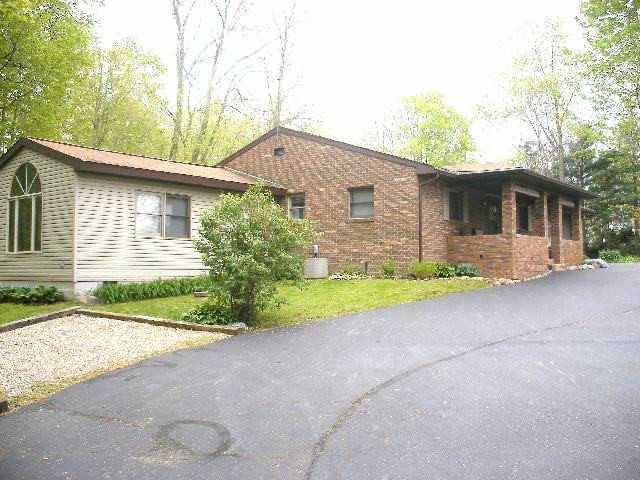 1708 Lake Road Northeast Lancaster, OH 43130 - Photo 10 of 17 Gallery Image 10