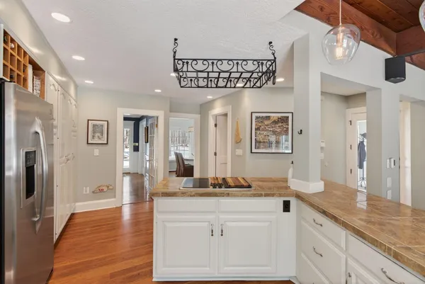 $1,395,000 | 188 Kensington Road, Hampton Falls, NH 03844