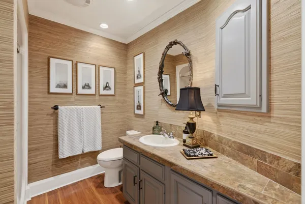 $1,395,000 | 188 Kensington Road, Hampton Falls, NH 03844