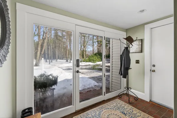 $1,395,000 | 188 Kensington Road, Hampton Falls, NH 03844