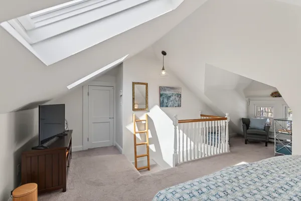 $1,395,000 | 188 Kensington Road, Hampton Falls, NH 03844