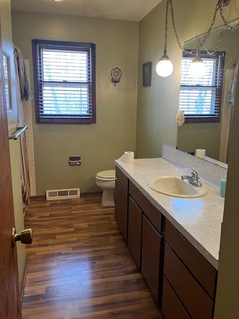 41490 State Highway 13 Waseca, MN 56093 - Photo 9 of 21