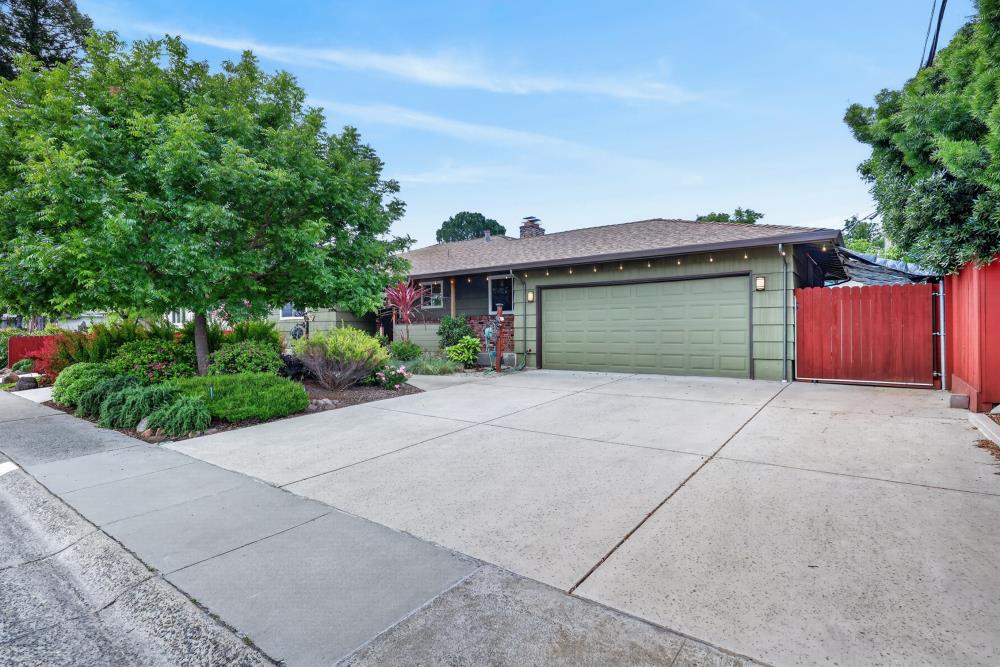 4831 Jan Drive Carmichael, CA 95608 - Photo 2 of 69