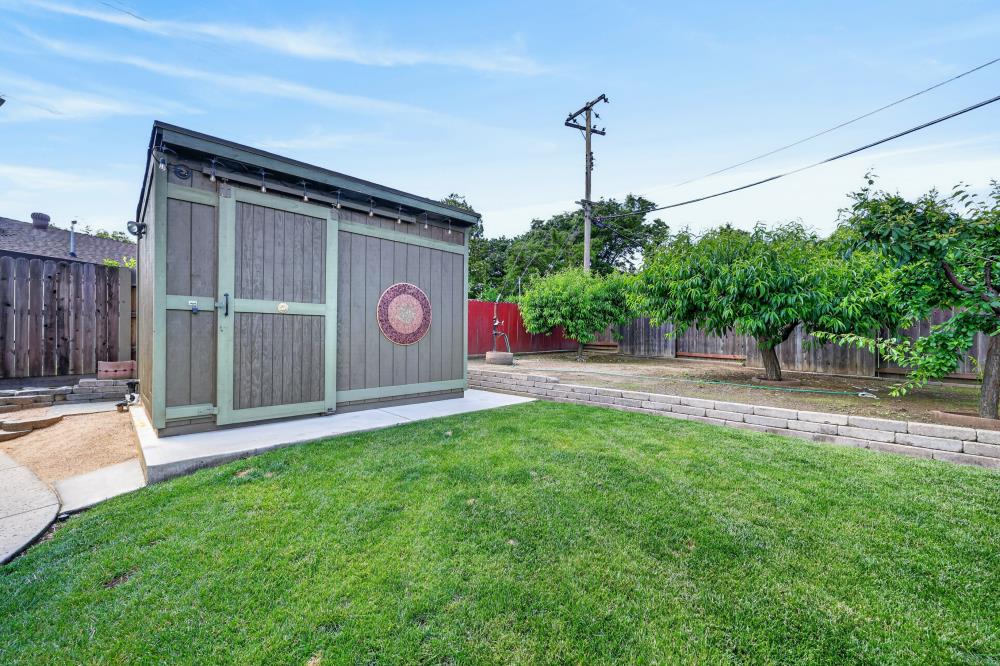 4831 Jan Drive Carmichael, CA 95608 - Photo 46 of 69 a front view of a house with a yard