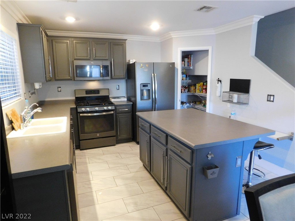522 Brompton Street Las Vegas, NV 89178 - Photo 7 of 24
