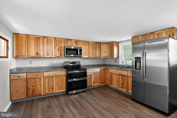 $270,000 | 10 West East Street, Delmar, MD 21875