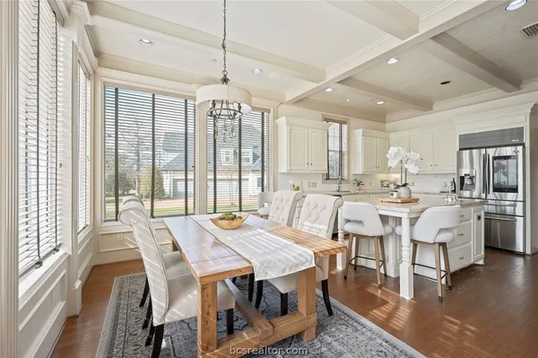 $915,000 | 9307 Lake Forest Court South, College Station, TX 77845