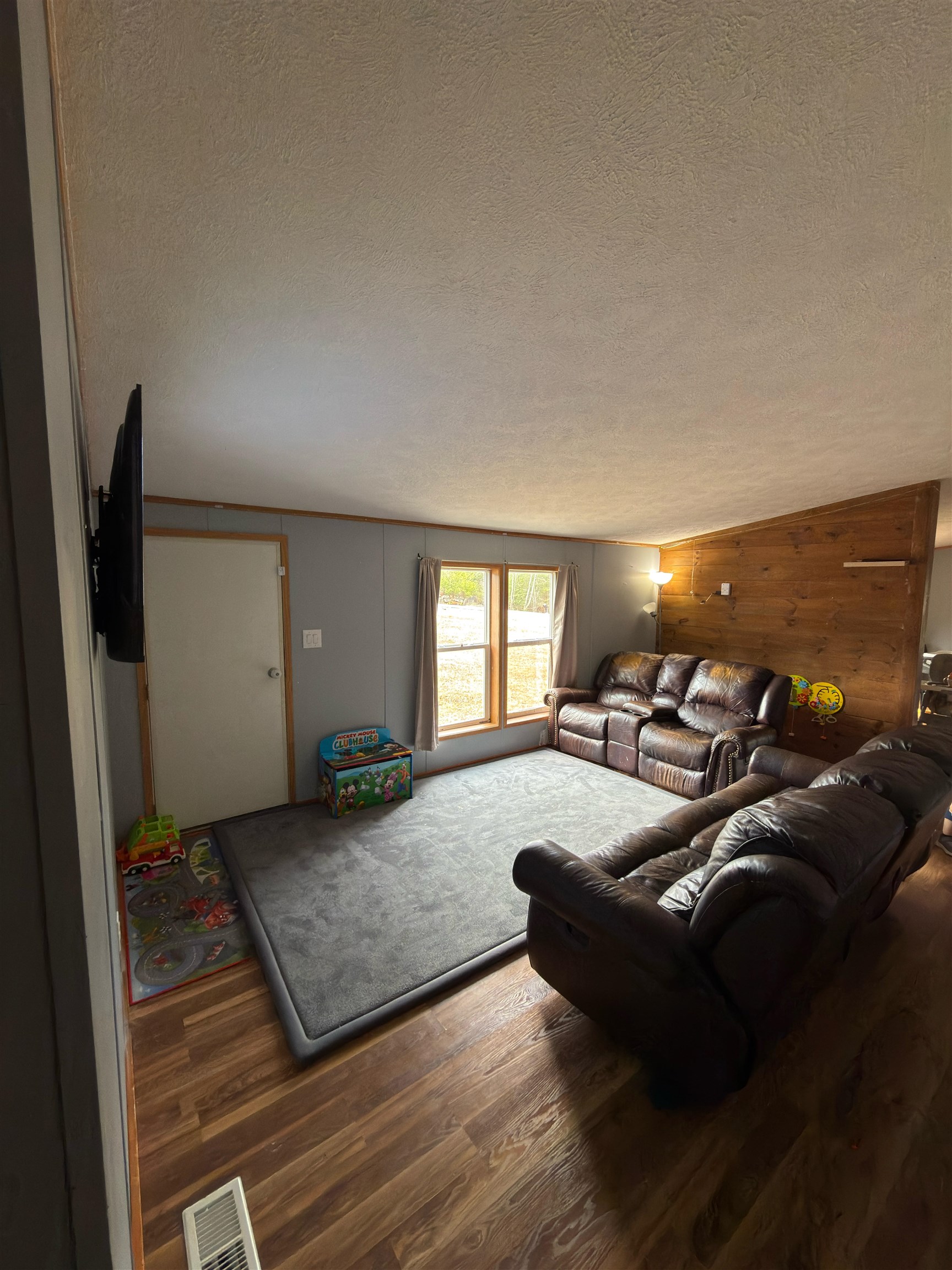 252 Partridge Lane Haverhill, NH 03774 - Photo 3 of 15