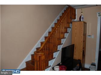 42 Golf Road Upper Darby, PA 19082 - Photo 2 of 12