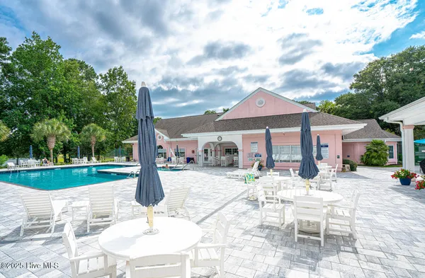 $629,777 | 725 Bermuda Walk, Sunset Beach, NC 28468